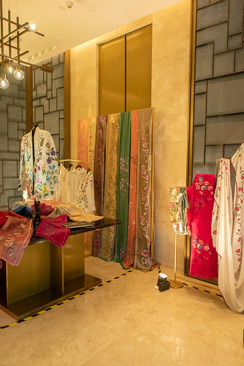 Akutee at The Collection at Four Seasons Bengaluru